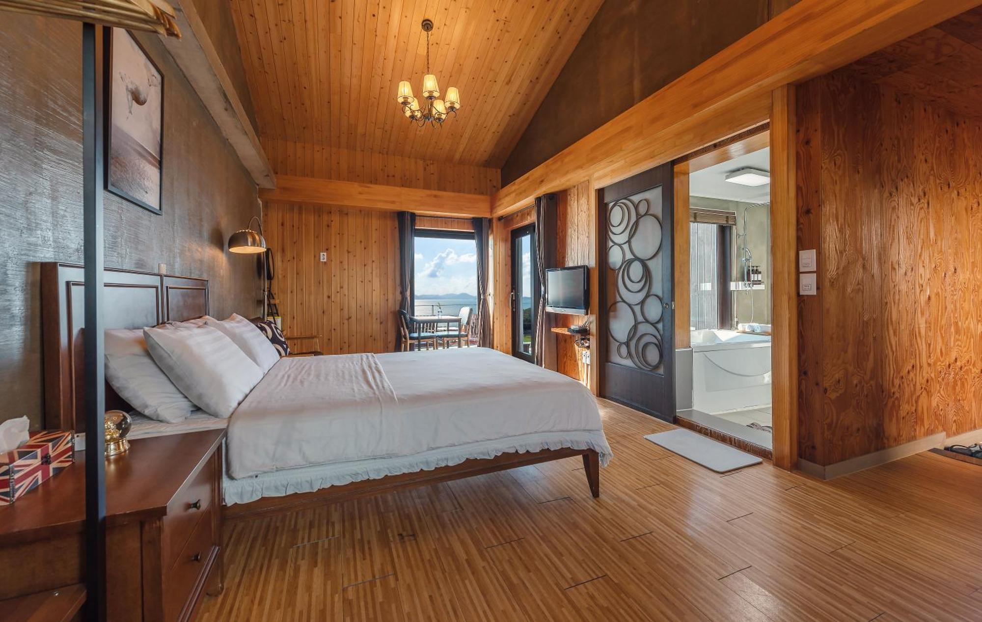 Whales Dream Pensión Namhae Habitación foto